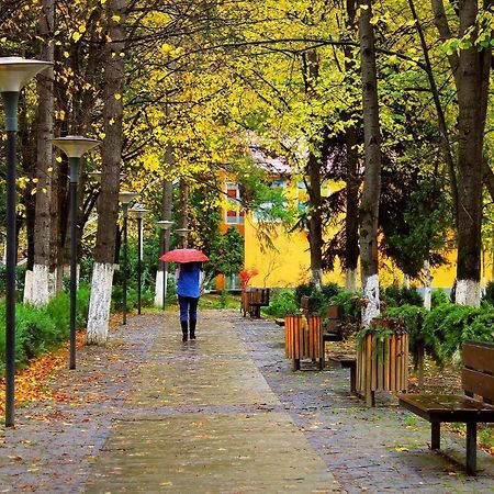 Apartament Sofia Lägenhet Borjomi Exteriör bild