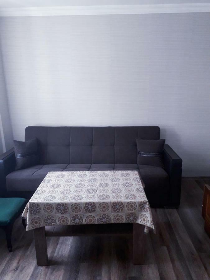 Apartament Sofia Lägenhet Borjomi Exteriör bild